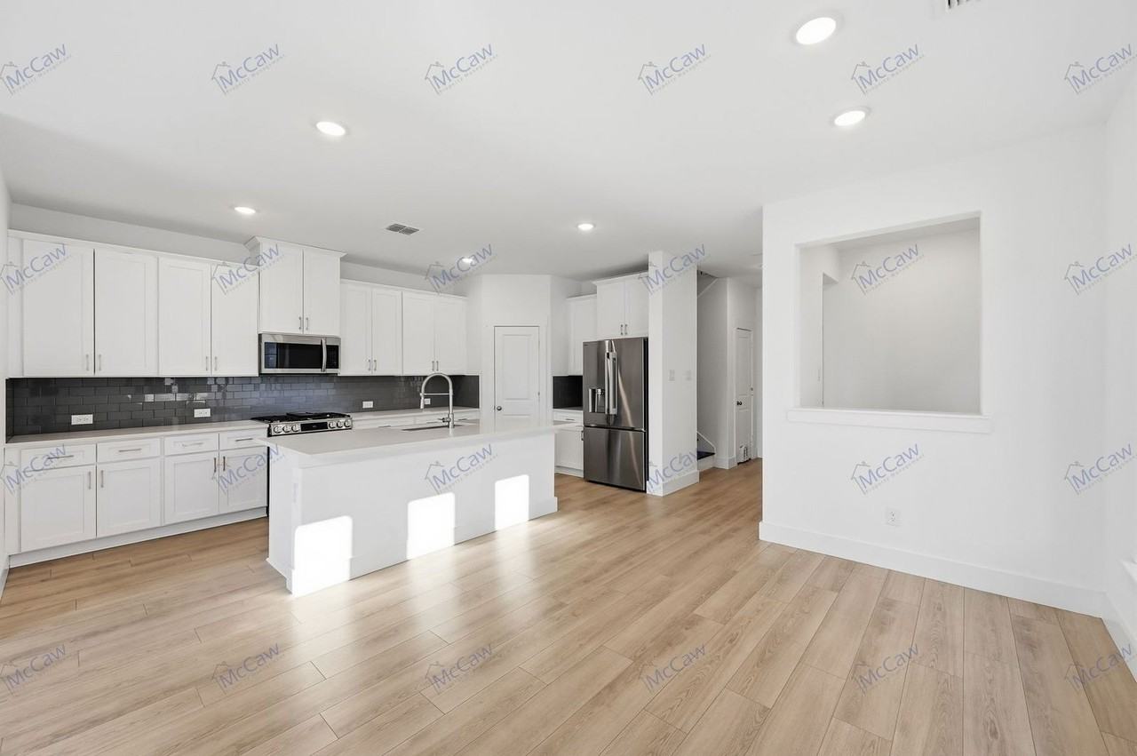 1409 Silver Marten Trl - Photo 4 of 20