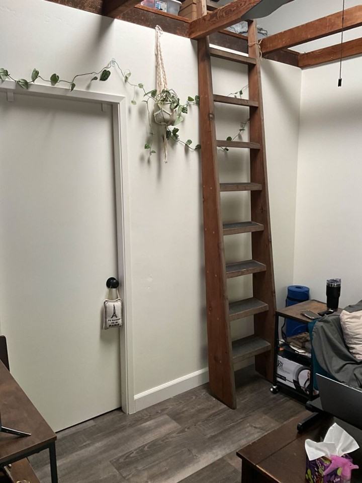 1507 Glenwood Dr - Photo 3 of 9