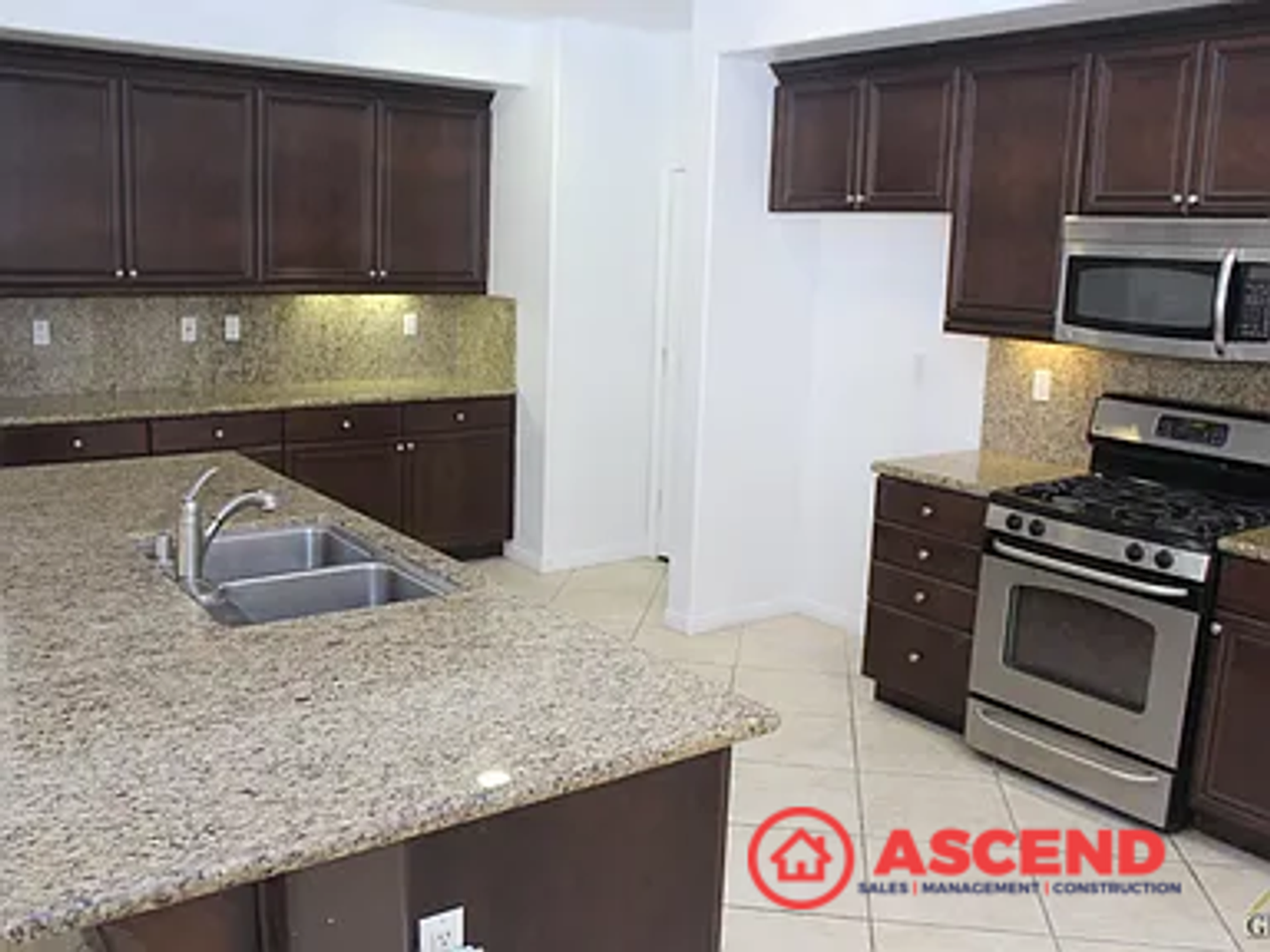 11904 Cactus Flower Ave - Photo 4 of 17