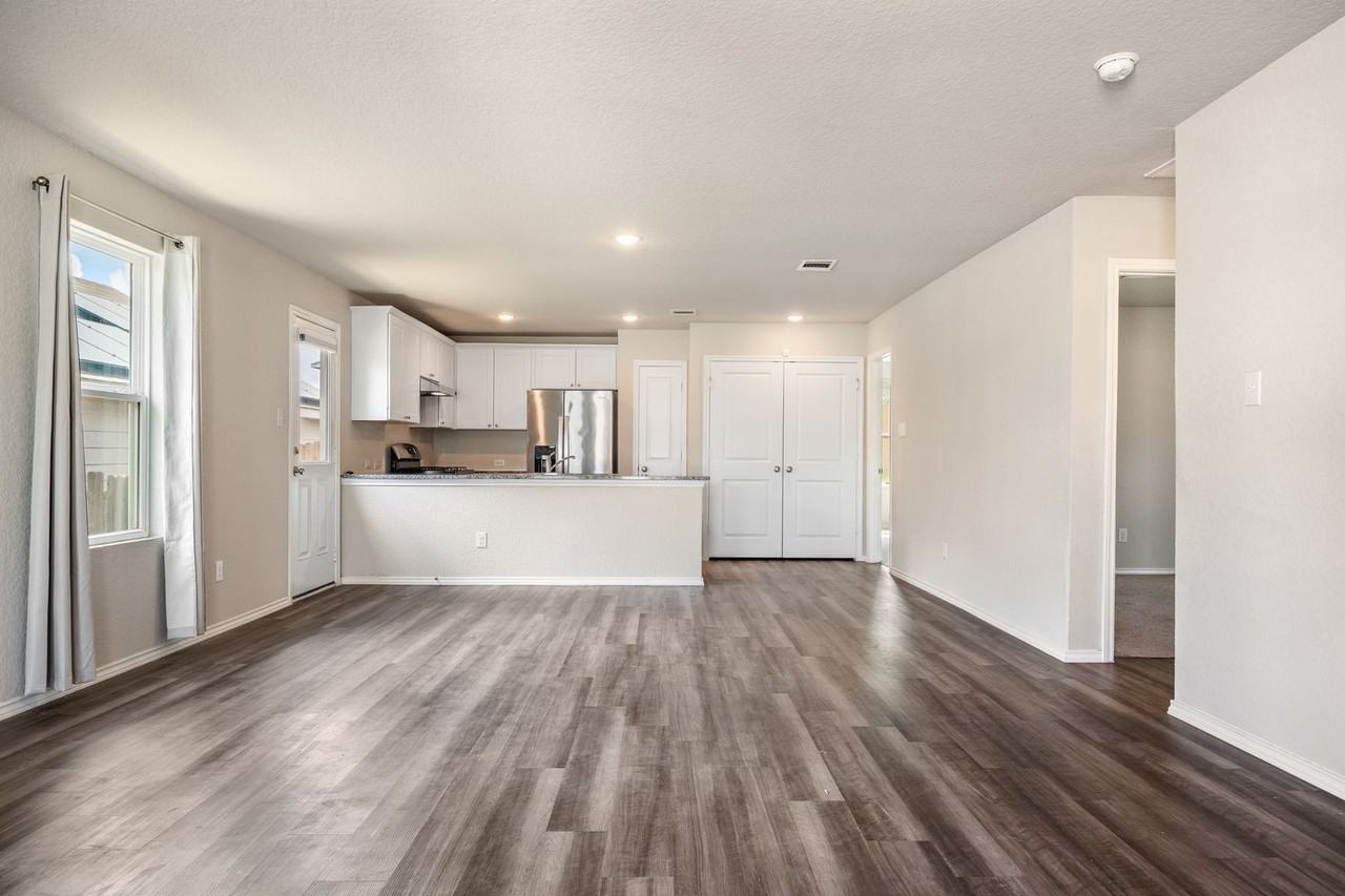 5122 Y Bar Smt - Photo 5 of 16