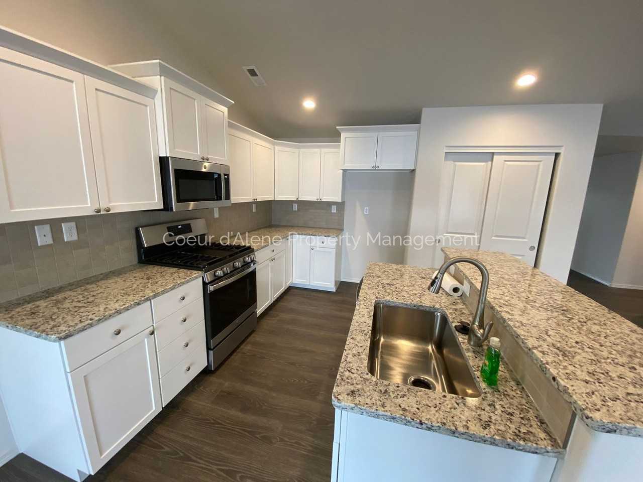 5882 W Lujack Way - Photo 6 of 15