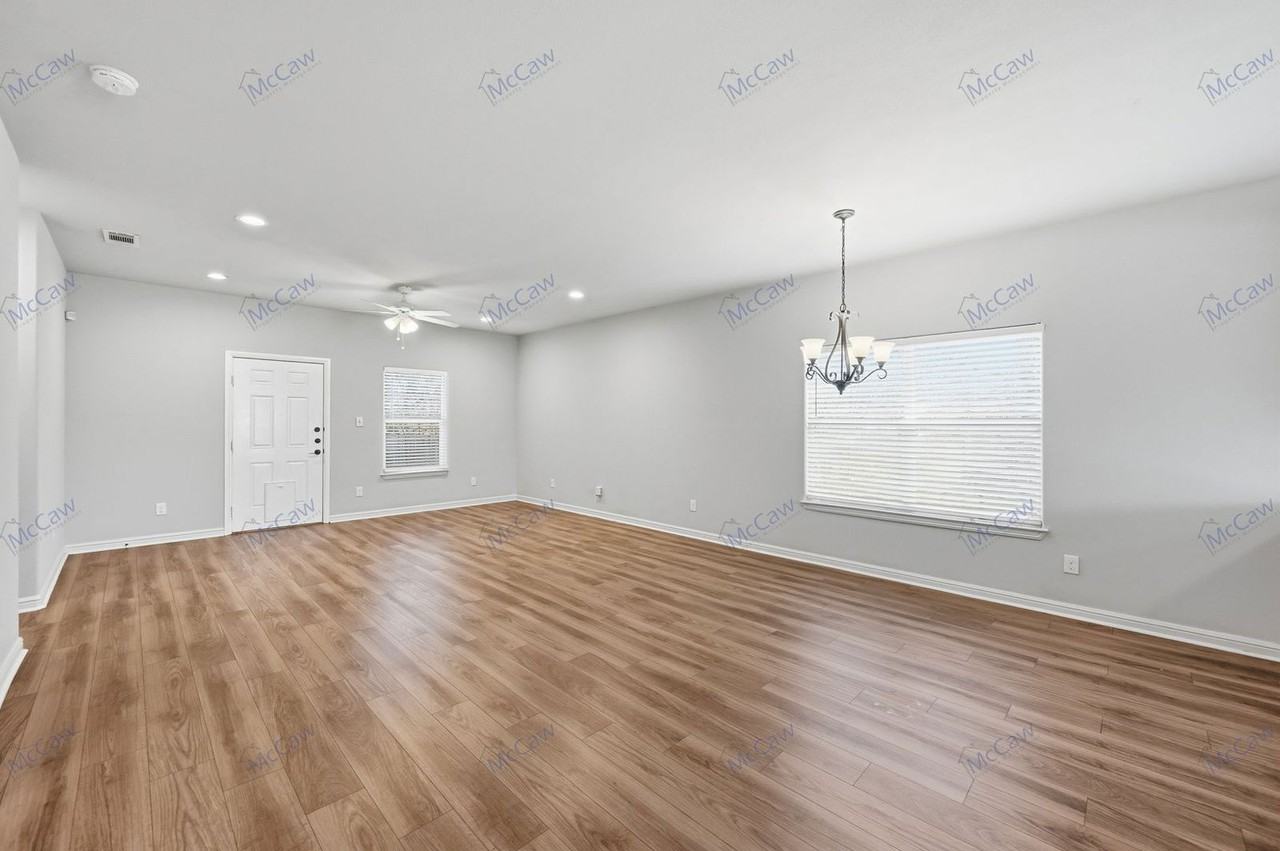 5504 Wellesley Ave - Photo 2 of 22