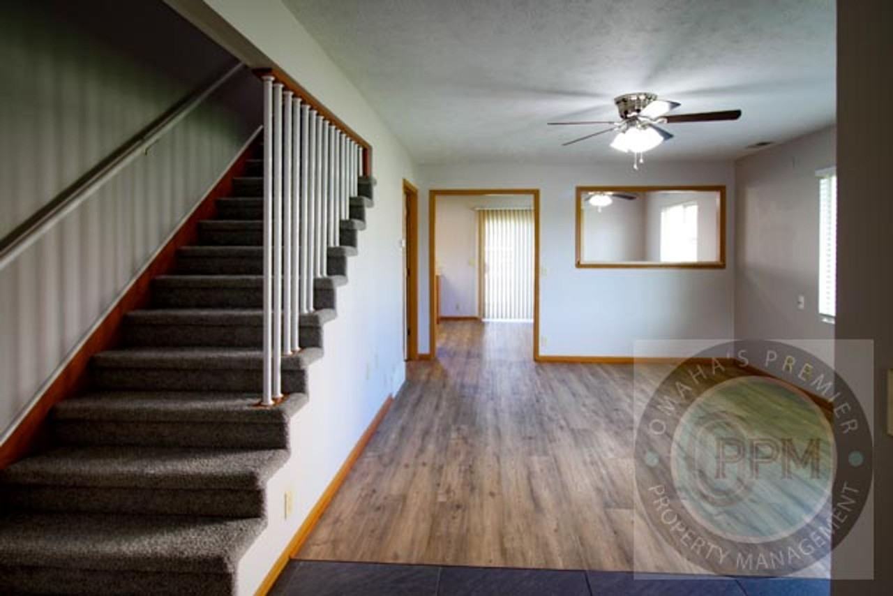 820 Lincoln Rd Apt 202 #202 - Photo 3 of 29