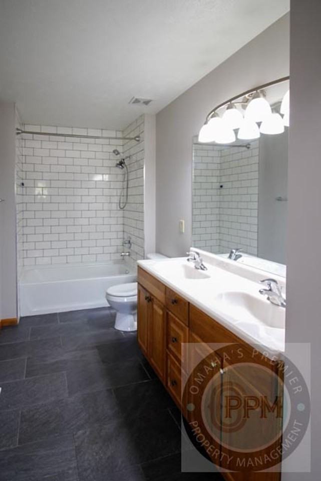 820 Lincoln Rd Apt 202 #202 - Photo 6 of 29