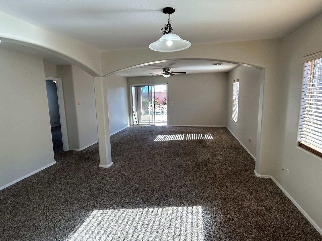 9027 S Parkside Ln E - Photo 6 of 16