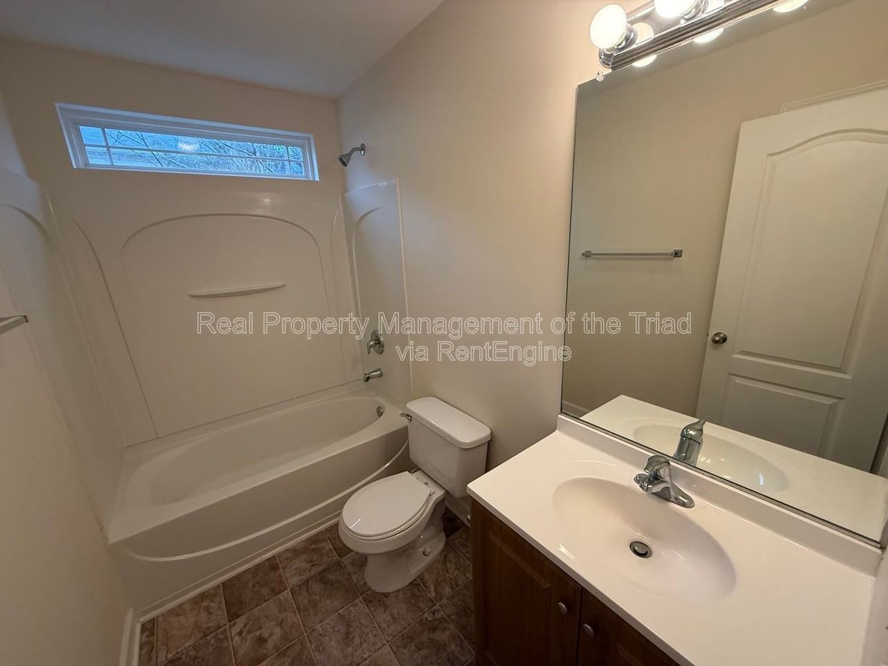 509 Denny Dr - Photo 4 of 17