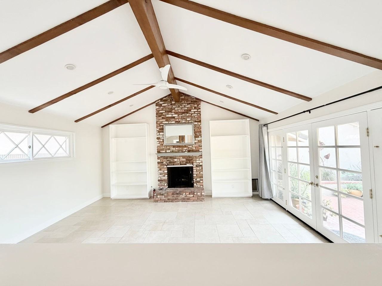 14202 Valna Dr - Photo 3 of 18