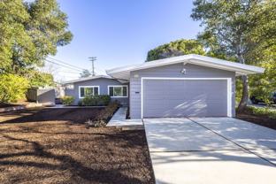 3381 Cowper St - Photo 1 of 1