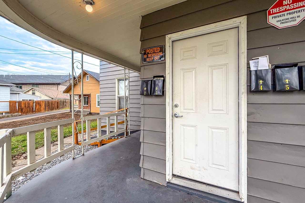 Chase Avenue Seven-Plex - Photo 2 of 4