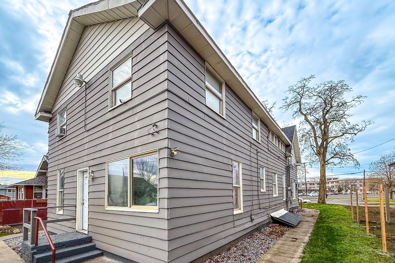 Chase Avenue Seven-Plex - Photo 3 of 4