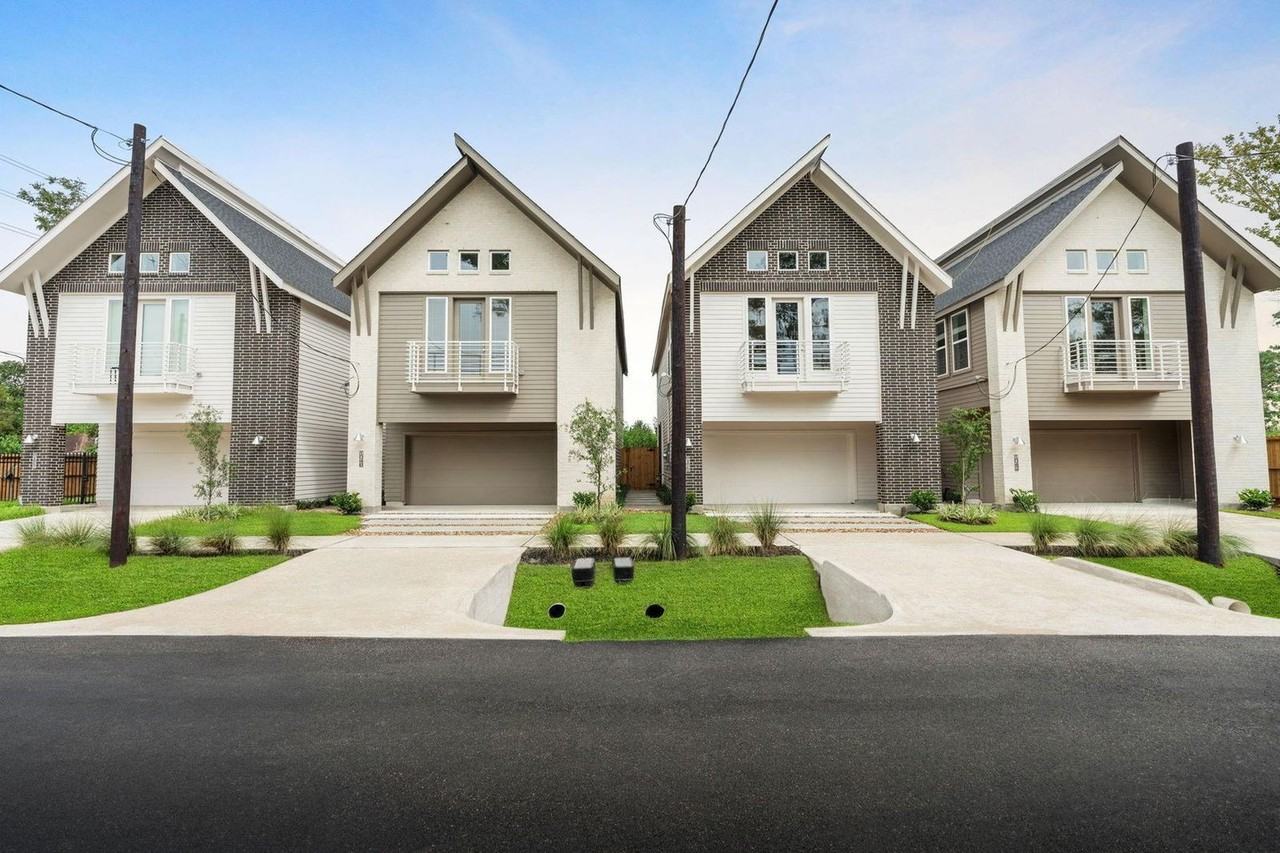 1042 Homer St - Photo 2 of 44