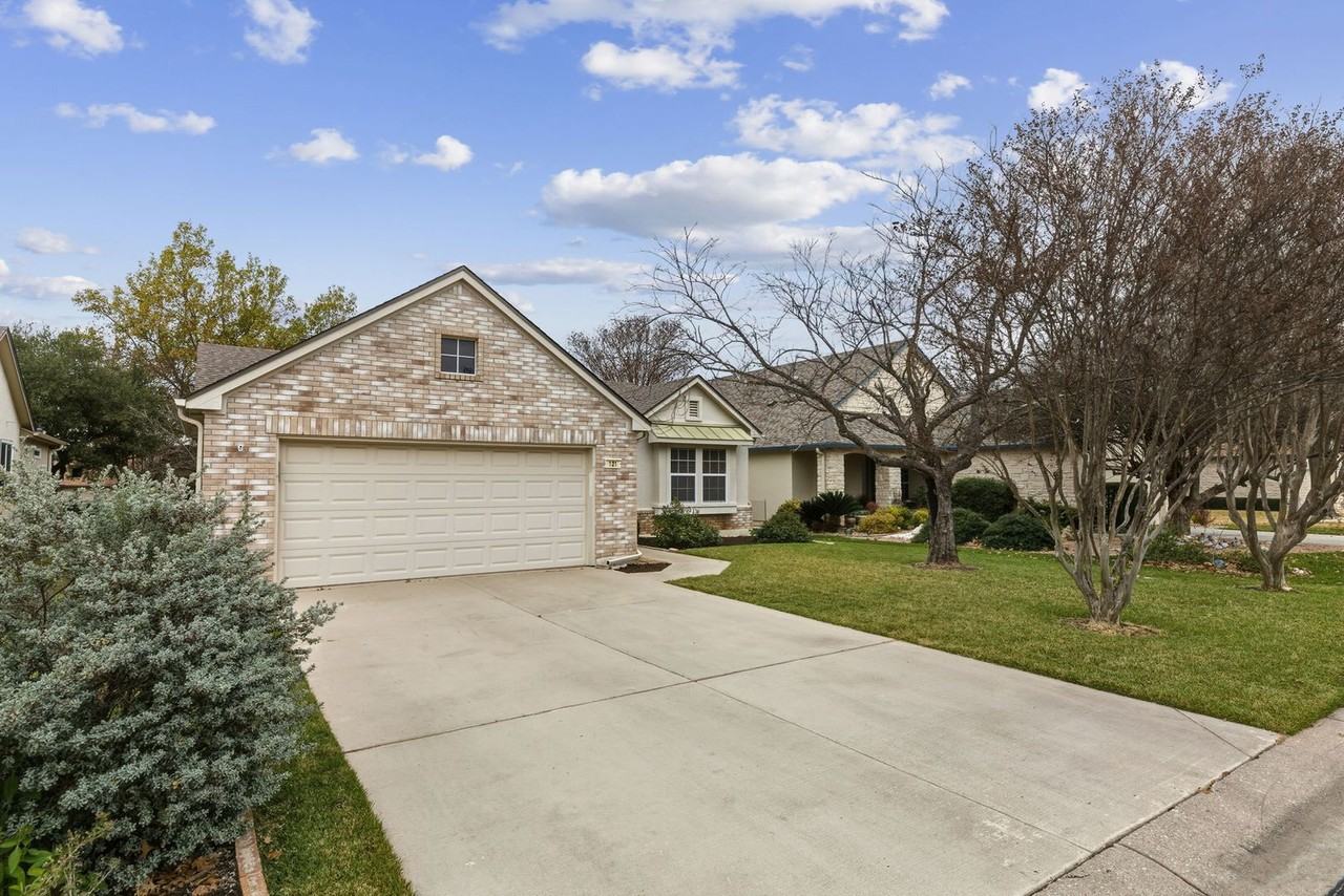 121 Coreopsis Way - Photo 4 of 38