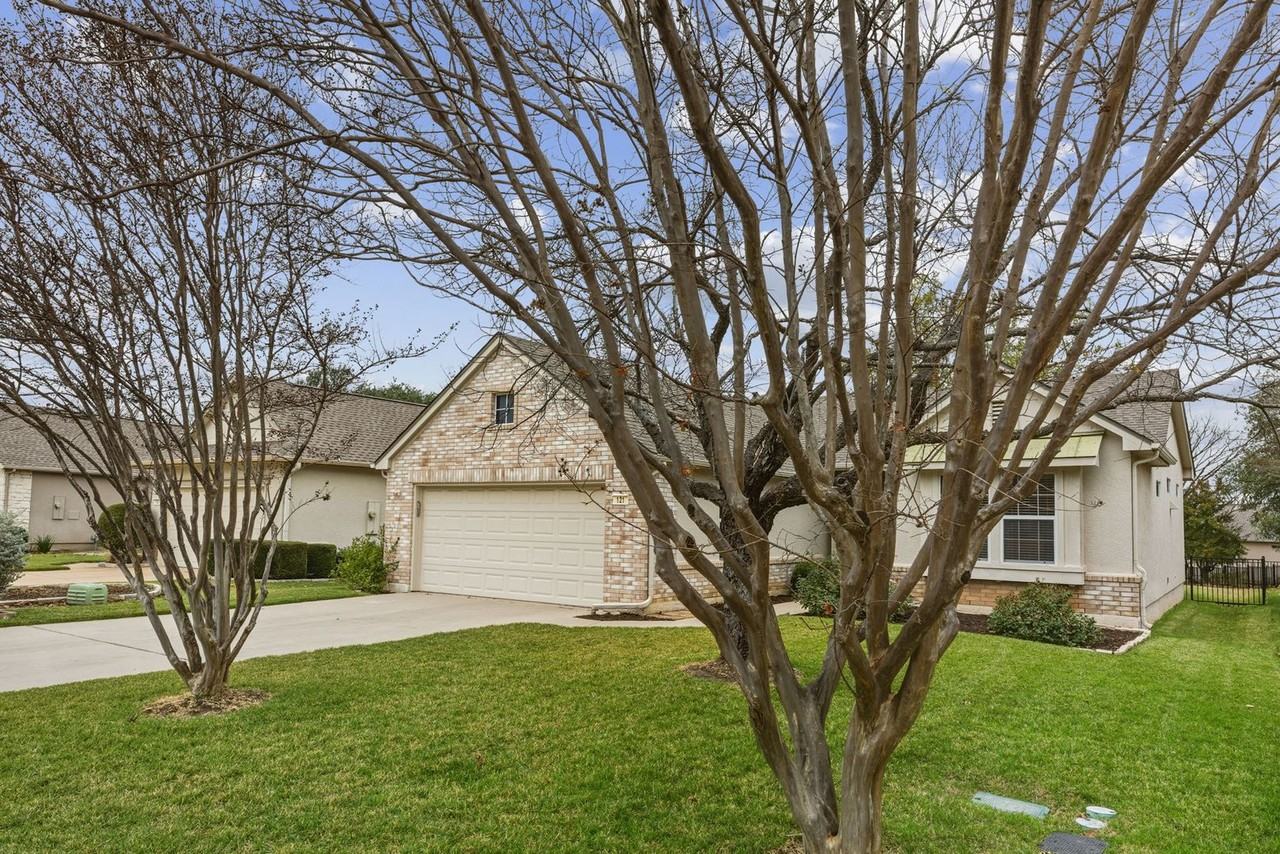 121 Coreopsis Way - Photo 6 of 38