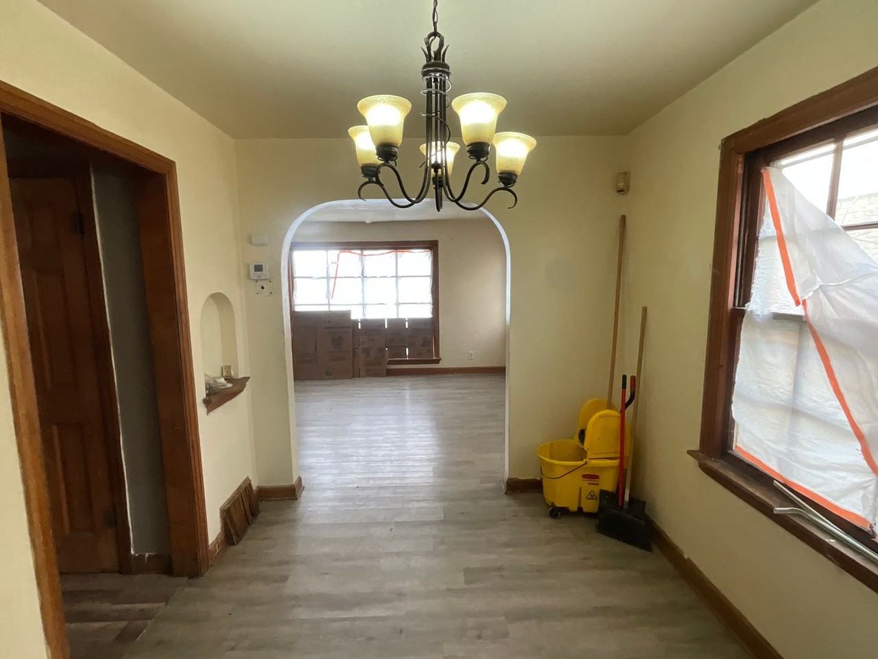 4166 N 17th St - Photo 3 of 8