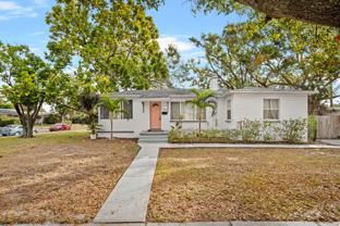 725 35th St N - Photo 1 of 1