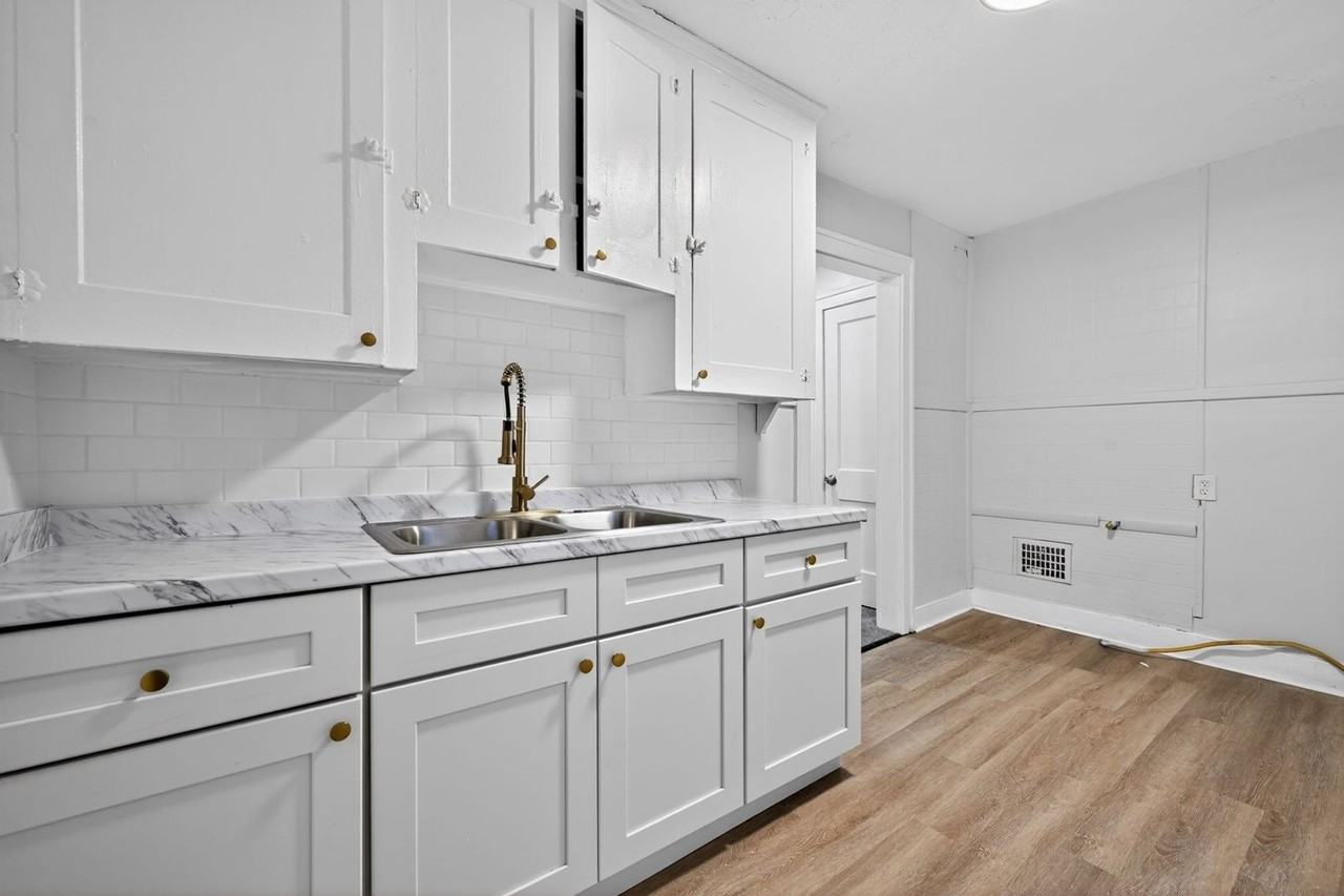 16189 San Juan Dr - Photo 2 of 21