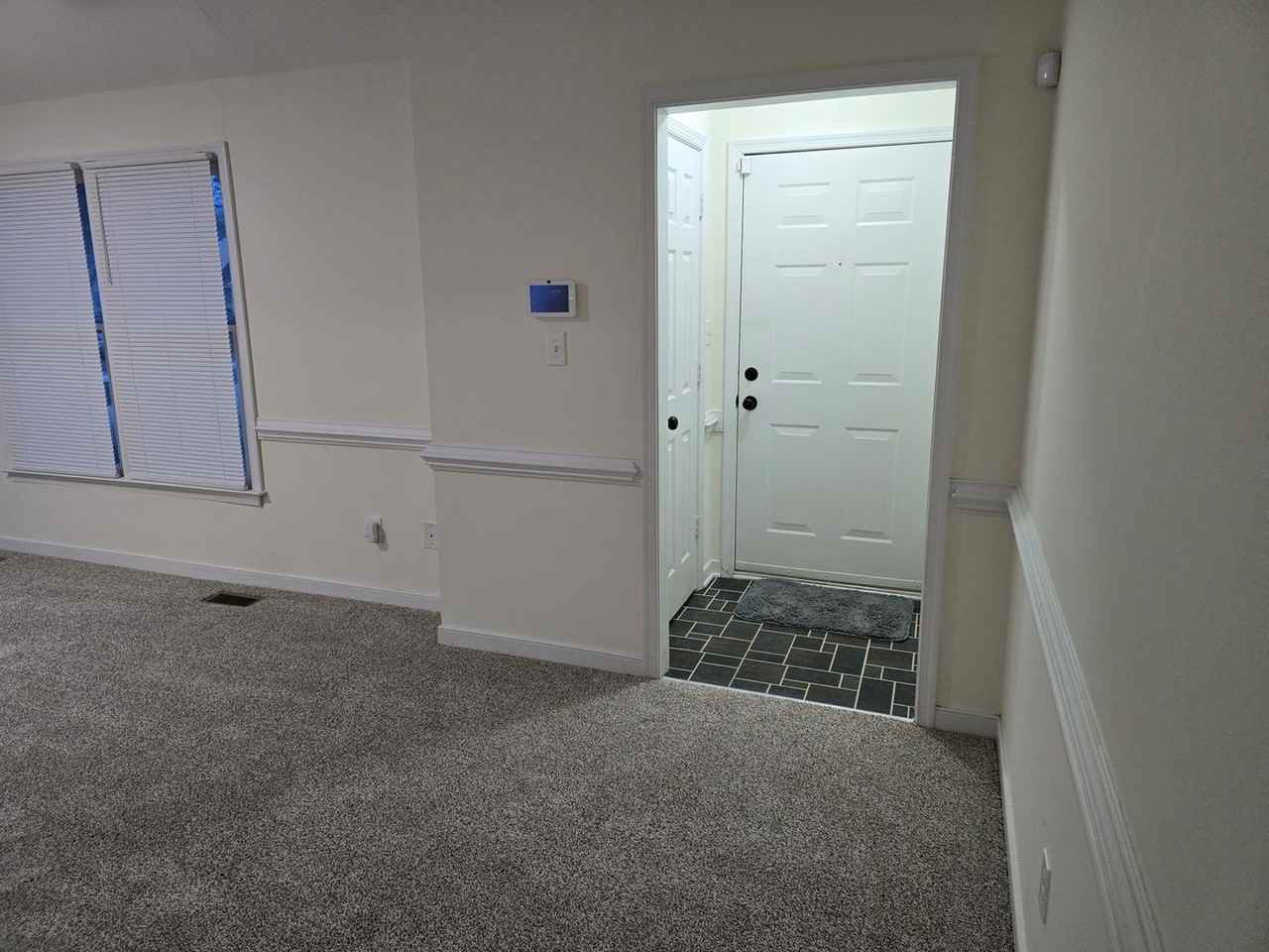 7406 Pineleaf Dr - Photo 3 of 23