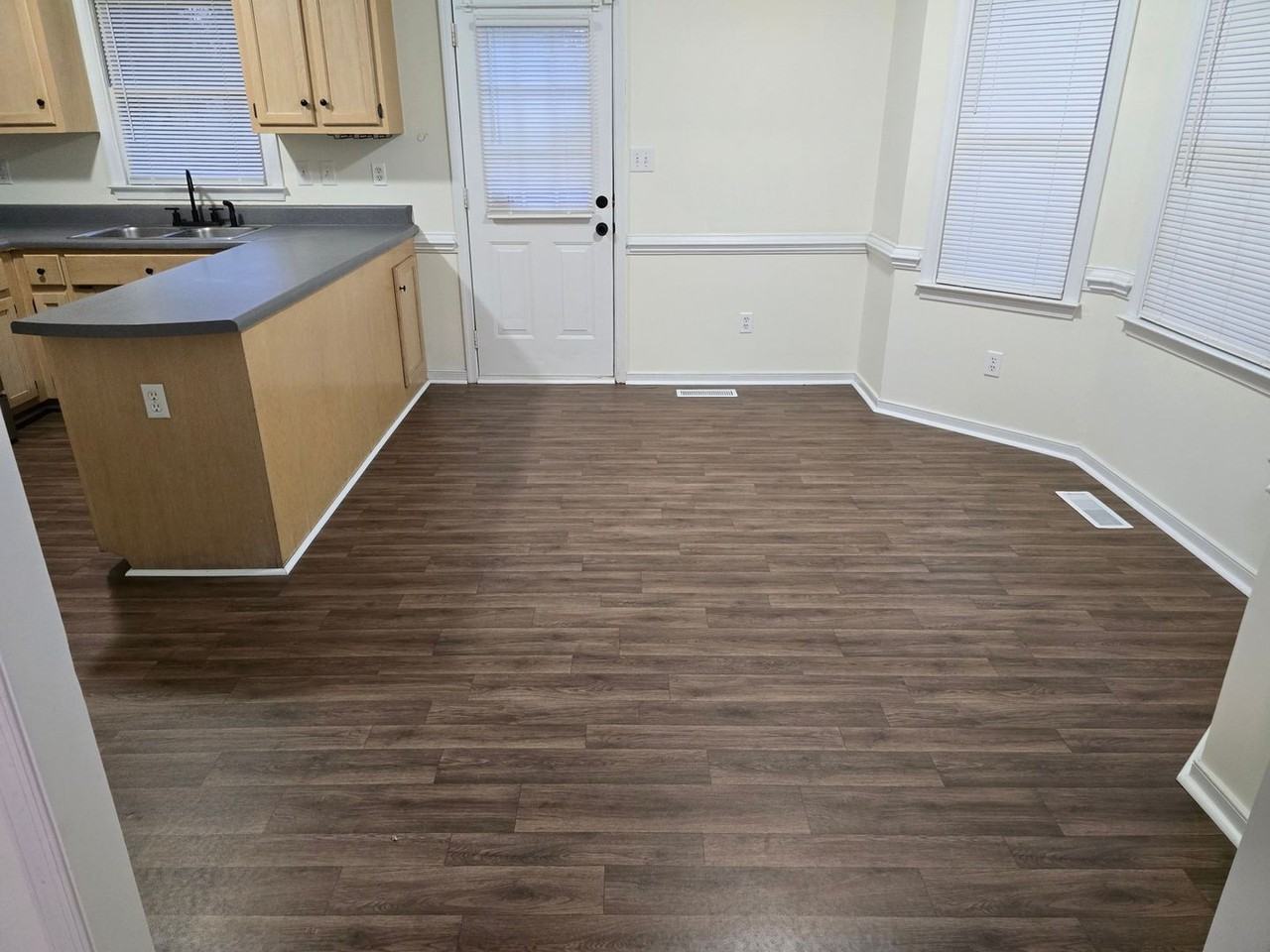 7406 Pineleaf Dr - Photo 7 of 23