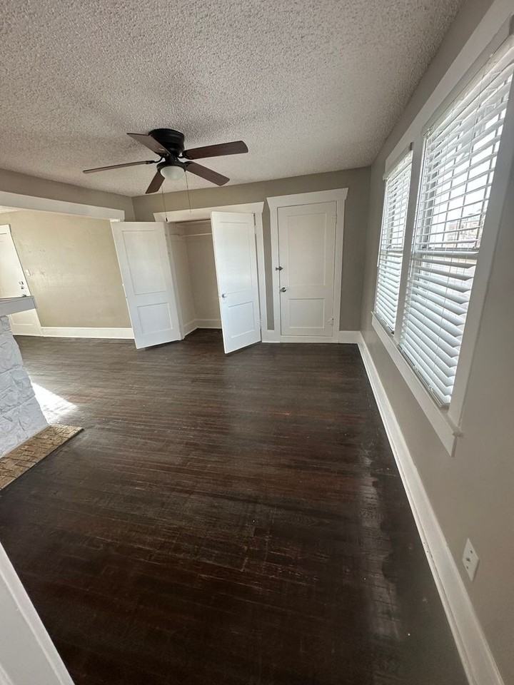 201 Se Adams Blvd - Photo 4 of 16