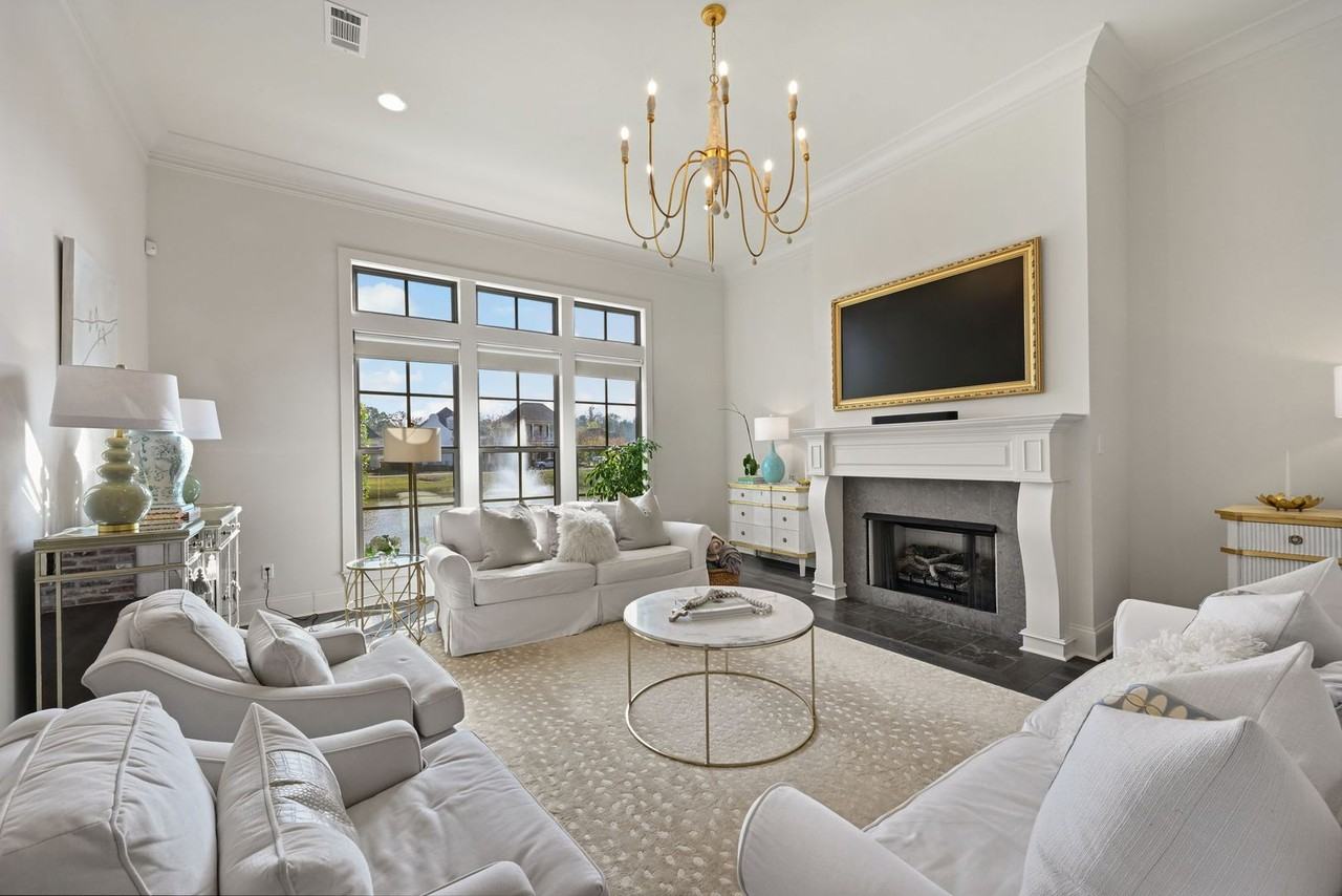 10849 Creek Ln - Photo 5 of 23