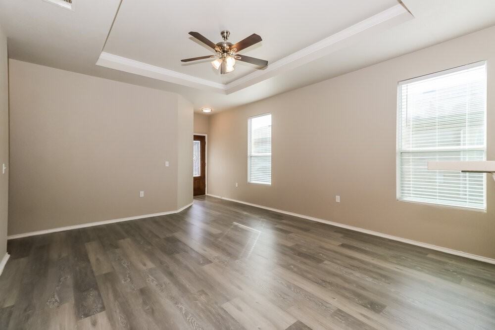 5808 Glowing Star Trl - Photo 3 of 16