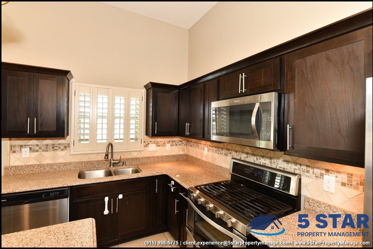 3136 Red Maple Dr - Photo 5 of 50