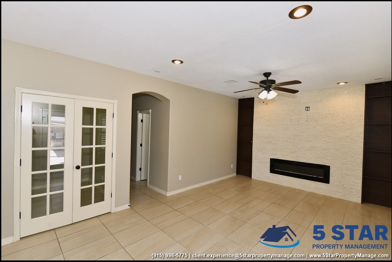 3136 Red Maple Dr - Photo 2 of 50