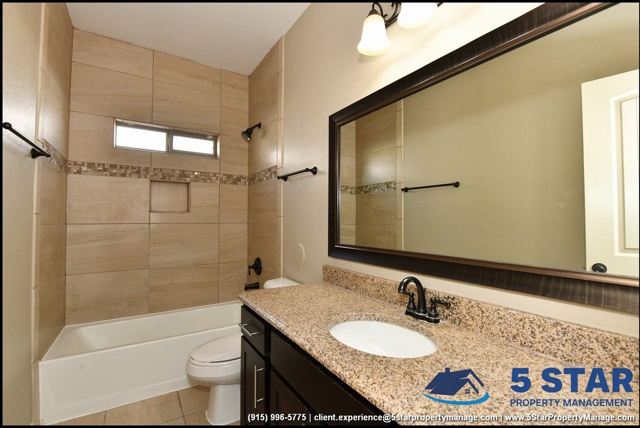 3136 Red Maple Dr - Photo 5 of 50