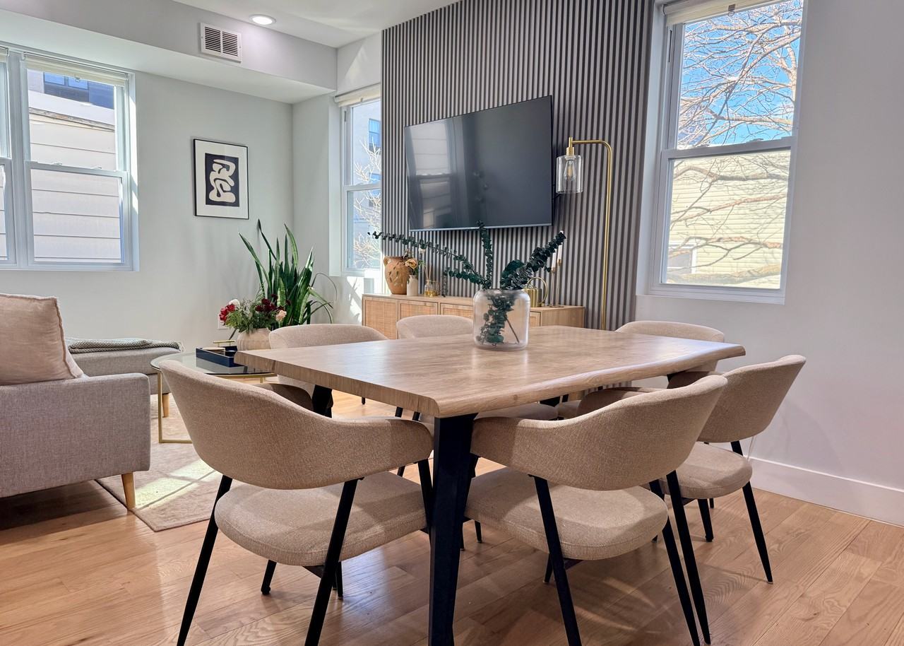 443 Bergen Avenue #4 - Photo 3 of 23