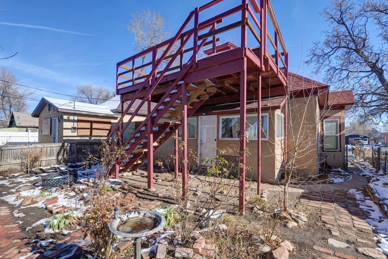 1429 Cypress St - Photo 3 of 30