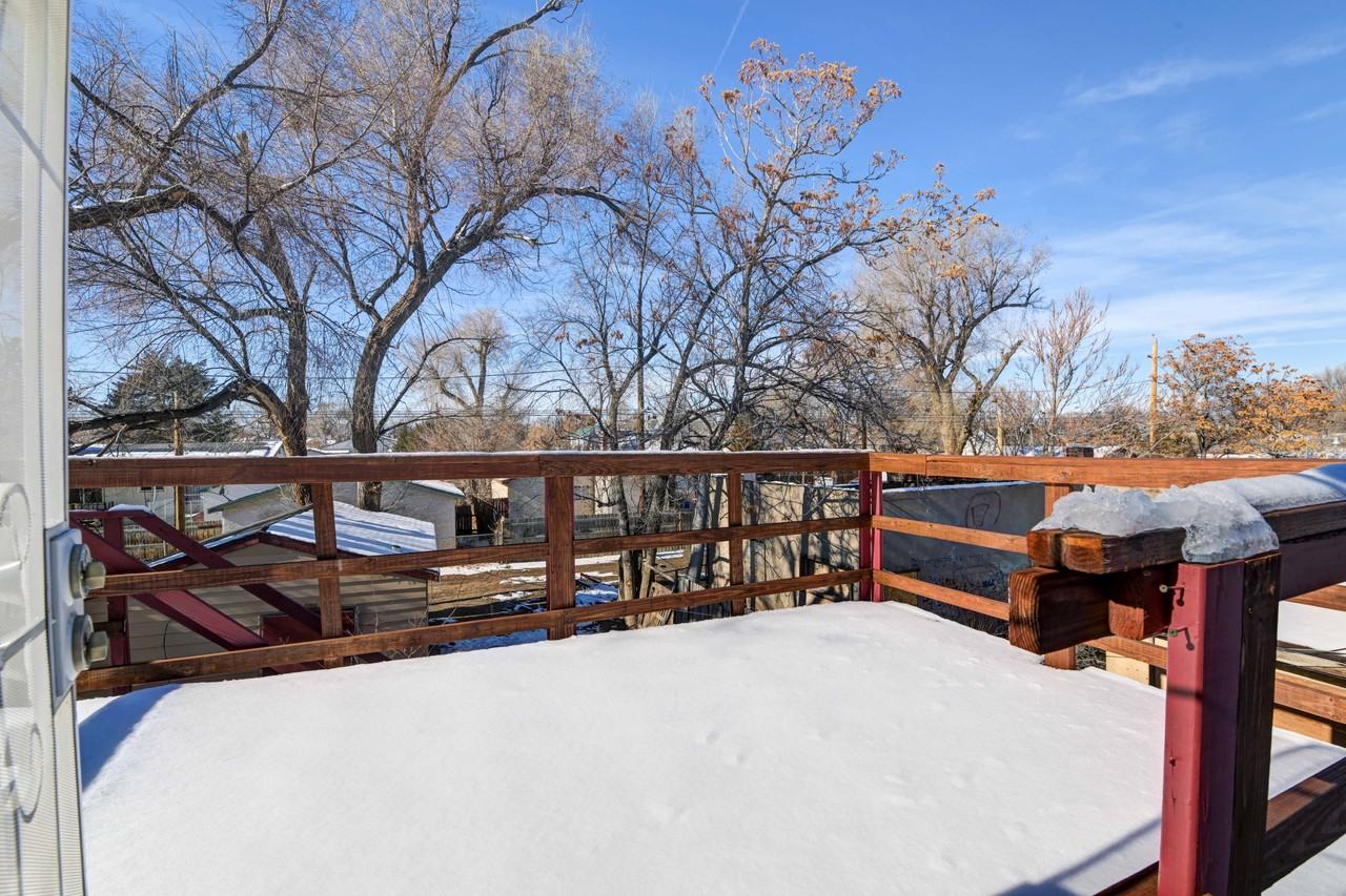 1429 Cypress St - Photo 6 of 30