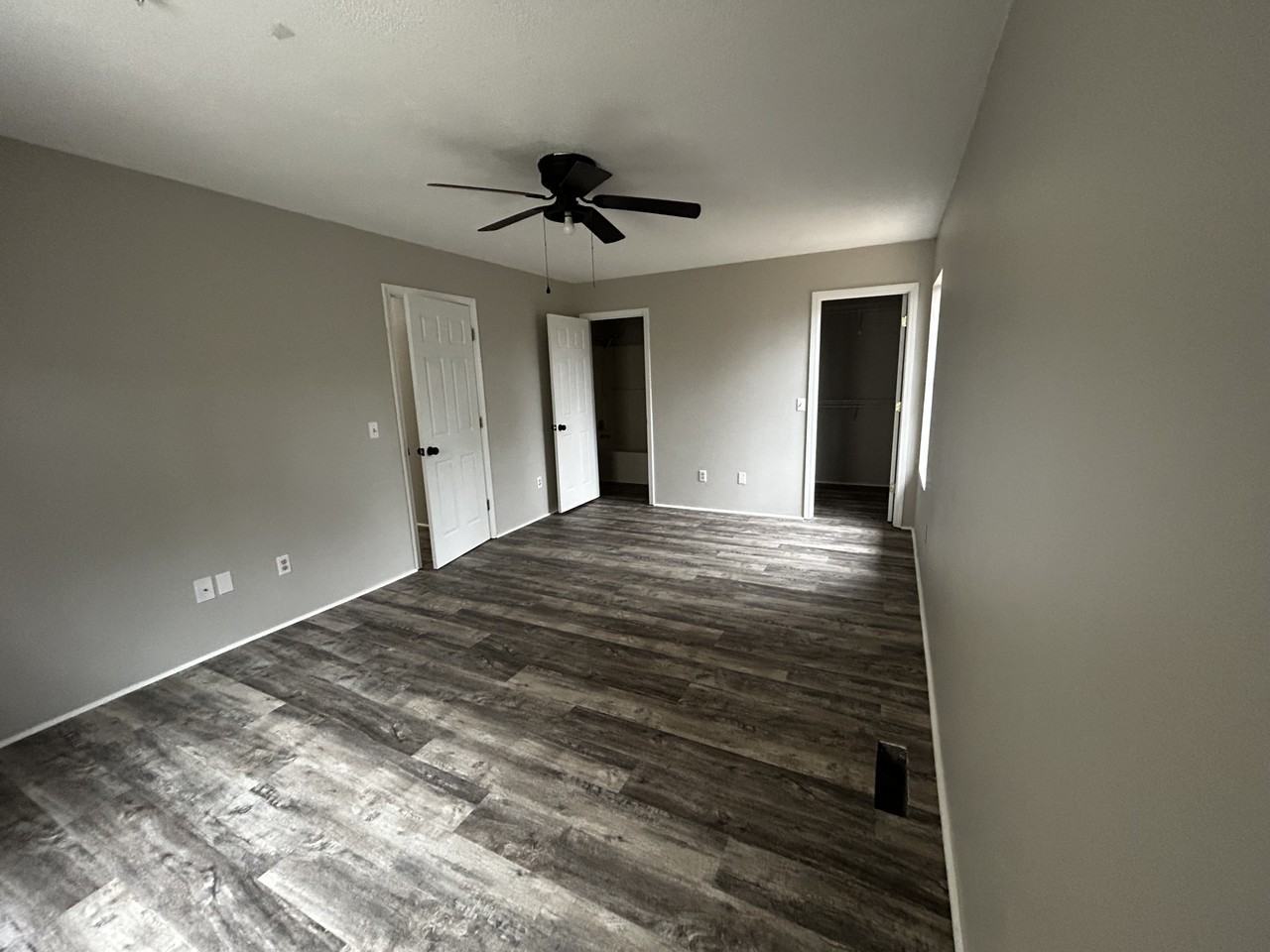 117 Rockyreef Cir - Photo 7 of 15