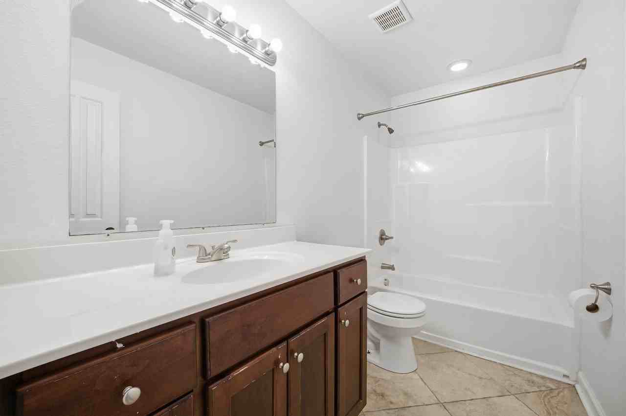 2937 Lens Ave - Photo 3 of 23