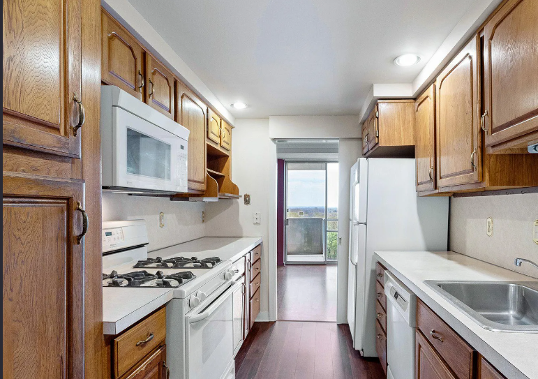 2401 Pennsylvania Ave #1209 - Photo 5 of 24