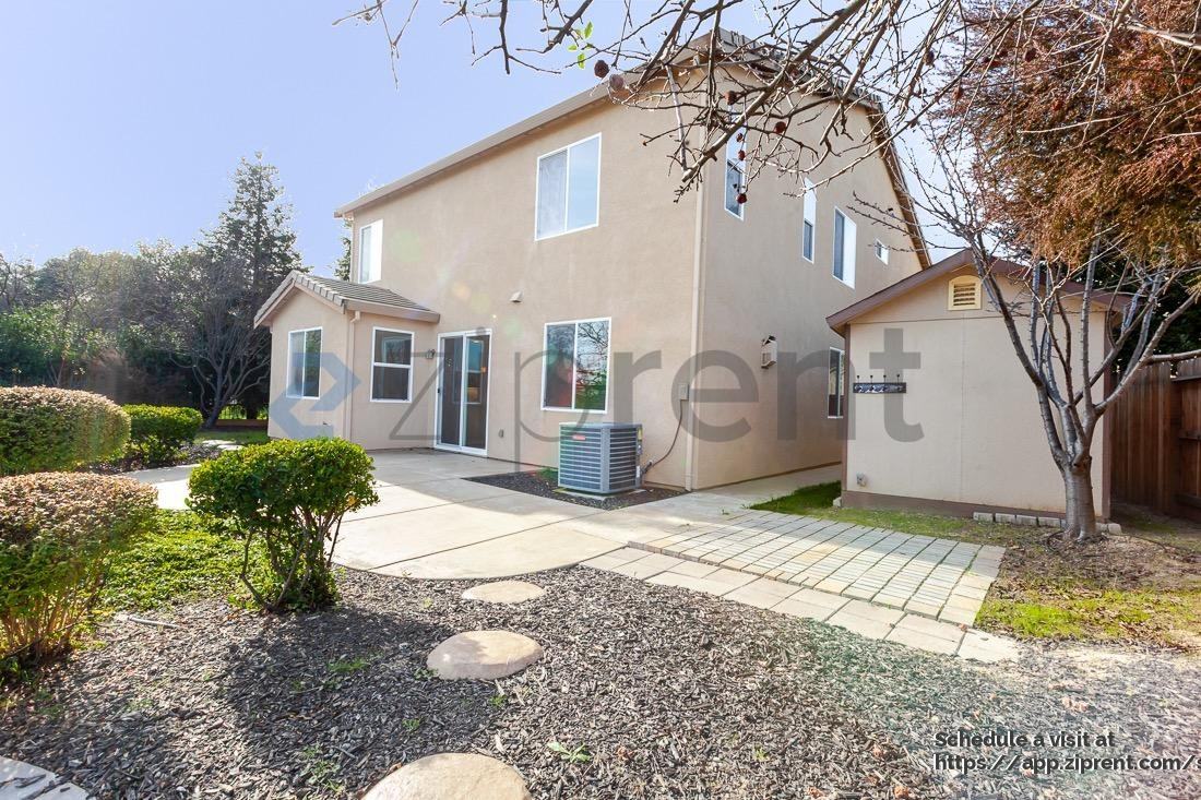 681 Ringneck Ct - Photo 4 of 50