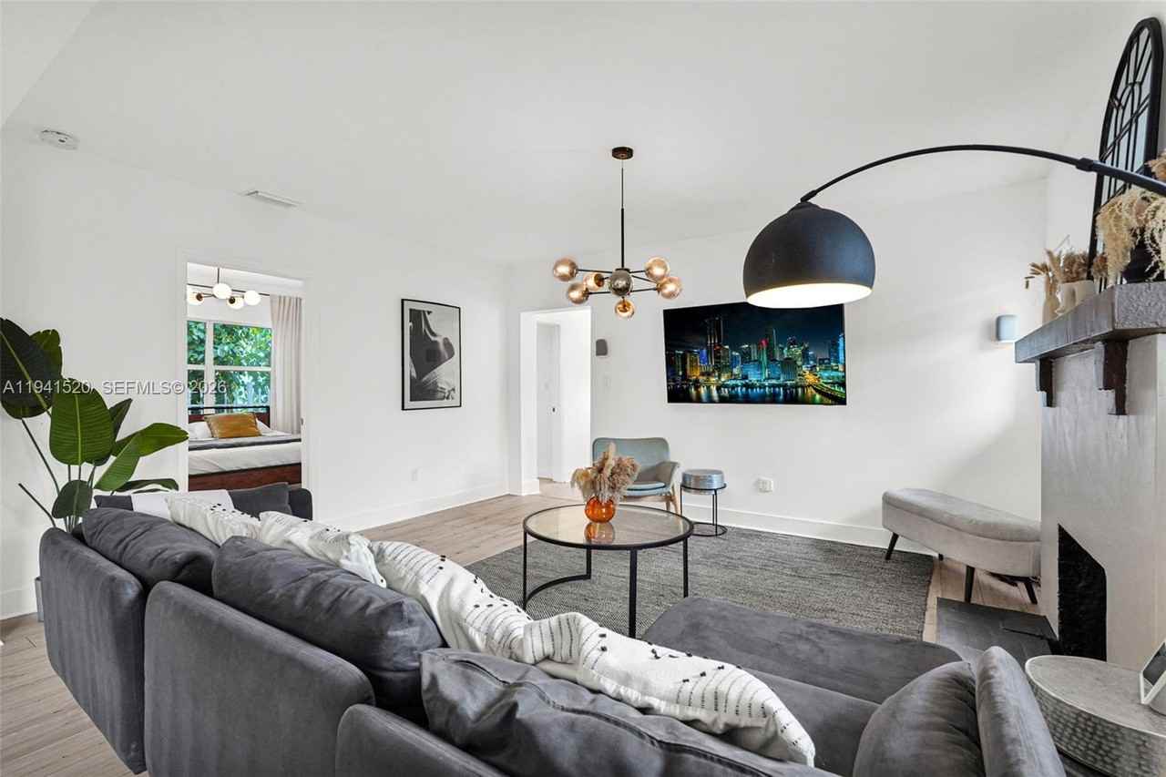 37 Nw 47th St #0 - Photo 6 of 50