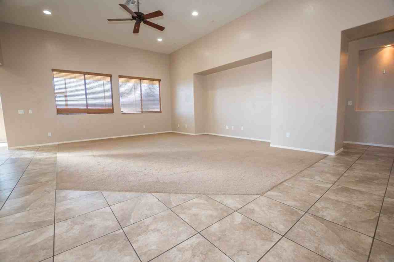 1804 Prairie Grass Dr - Photo 2 of 44
