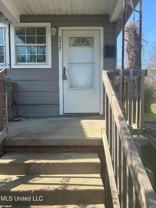 2425 Woodlawn St - Photo 1 of 1