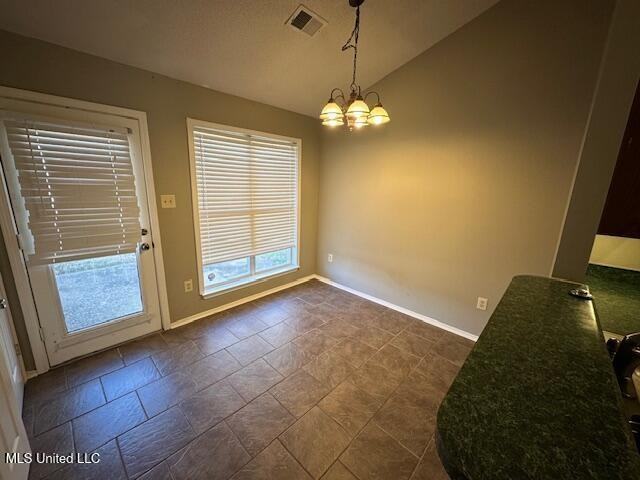1240 Mcgowan Dr - Photo 5 of 7
