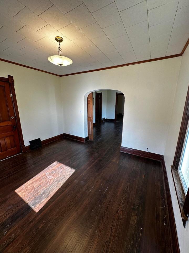 906 Ohio St #1 - Photo 3 of 18