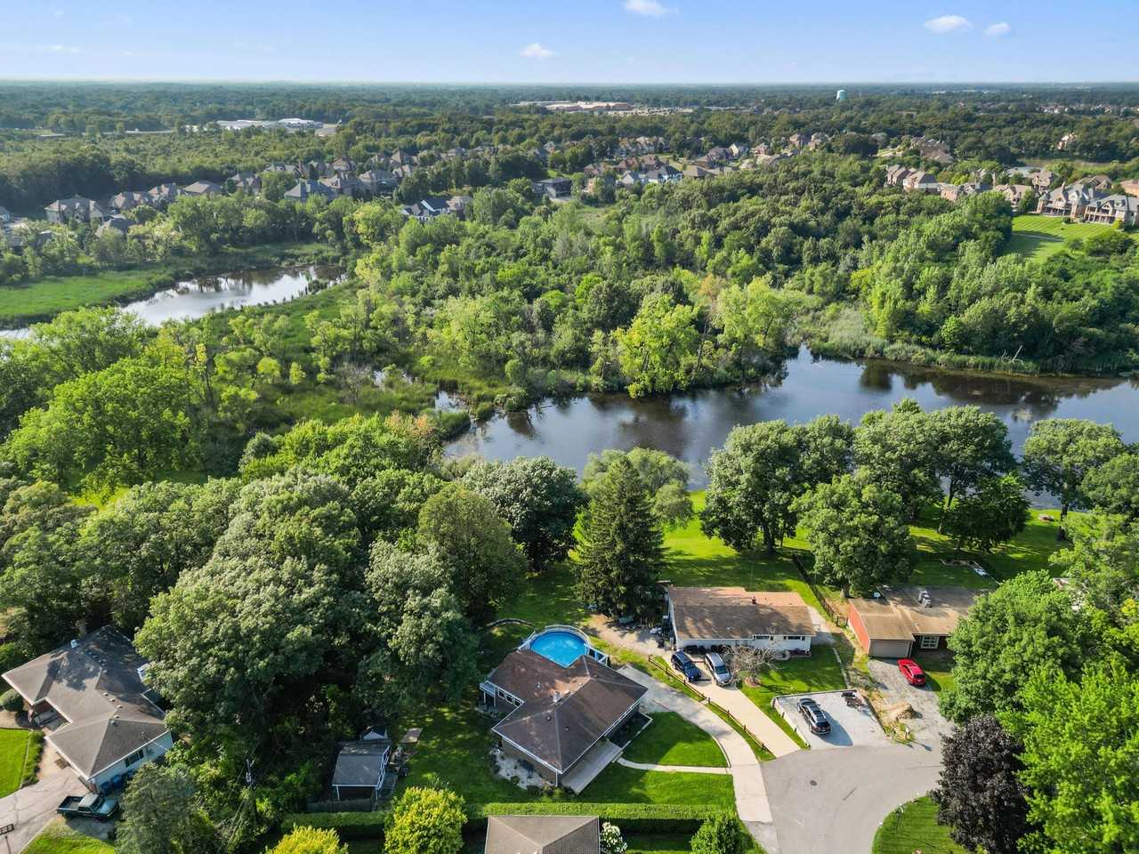 9186 W Springhill Dr - Photo 3 of 20