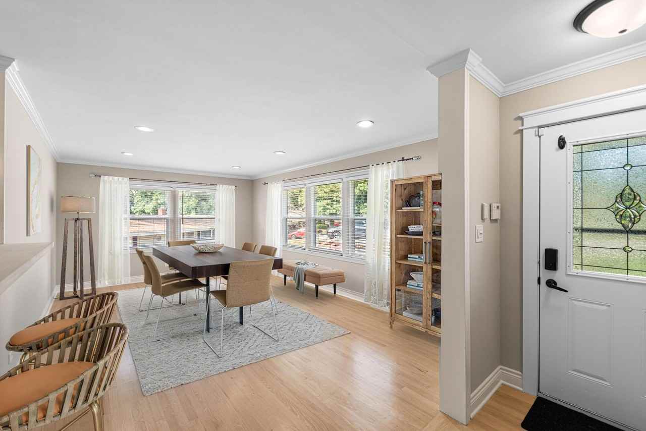 9186 W Springhill Dr - Photo 4 of 20