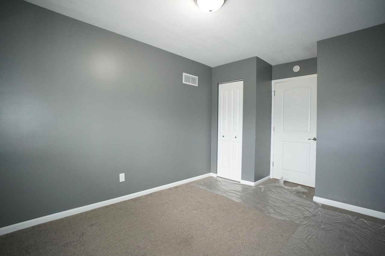 6092 Cleveland St - Photo 6 of 32