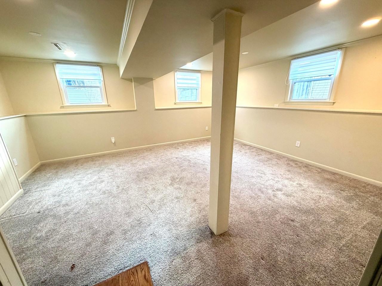 1838 Holly Ln - Photo 3 of 30