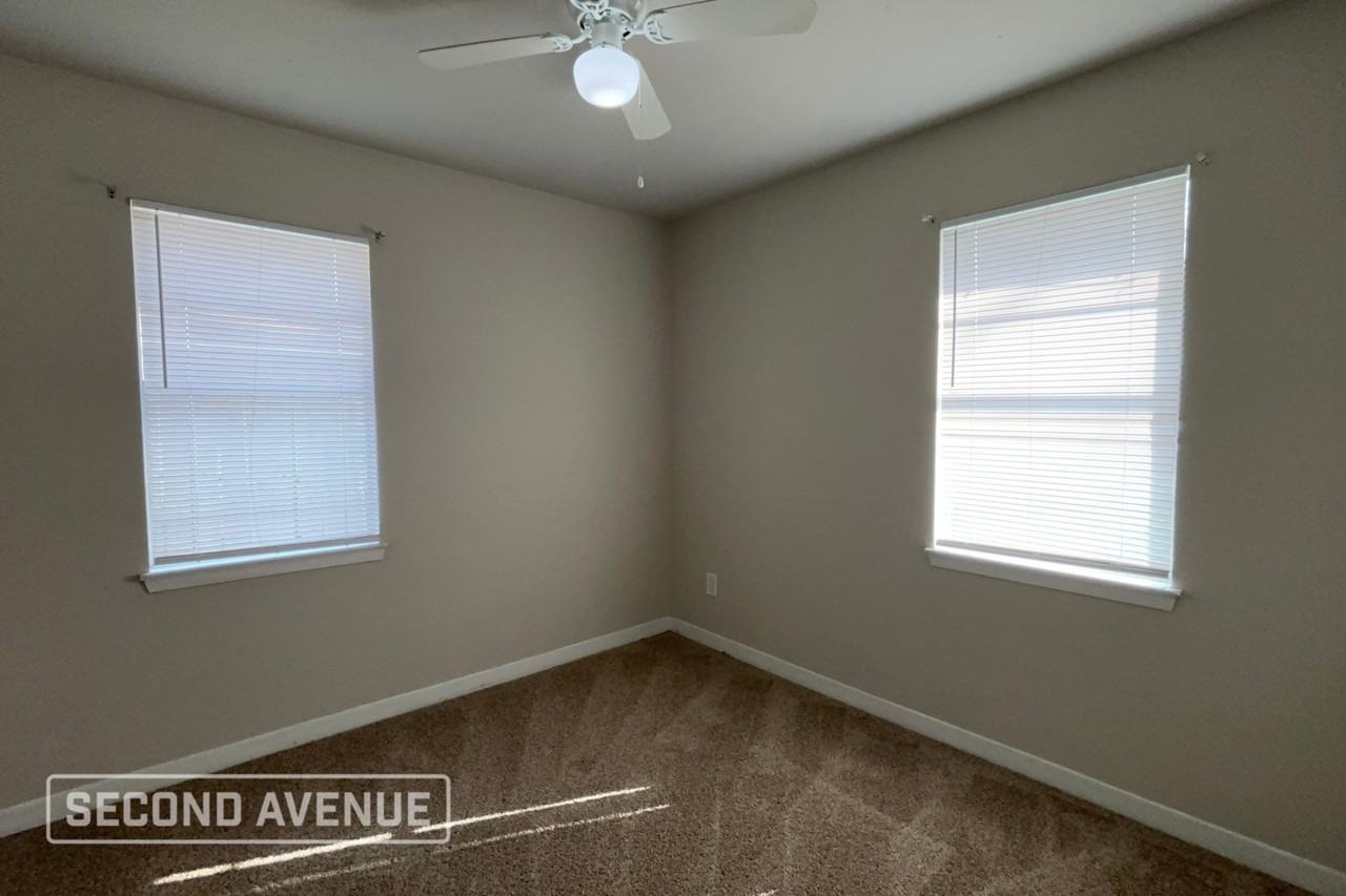 3422 Hurlingham St - Photo 7 of 14