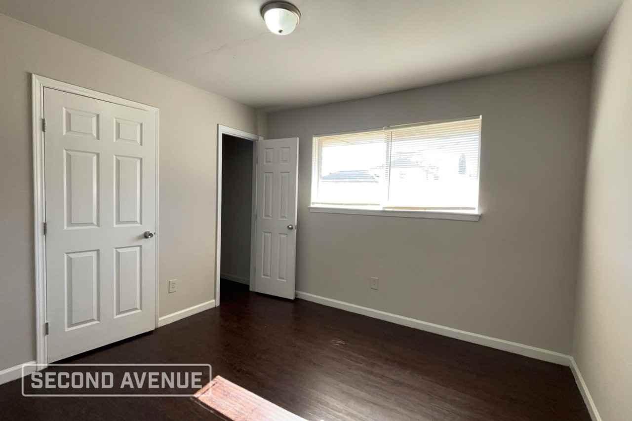 3302 Charriton Dr - Photo 7 of 15