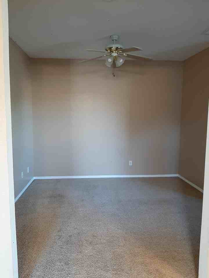 1060 Indiangrass Dr - Photo 5 of 29