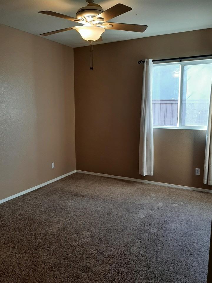 1060 Indiangrass Dr - Photo 6 of 29