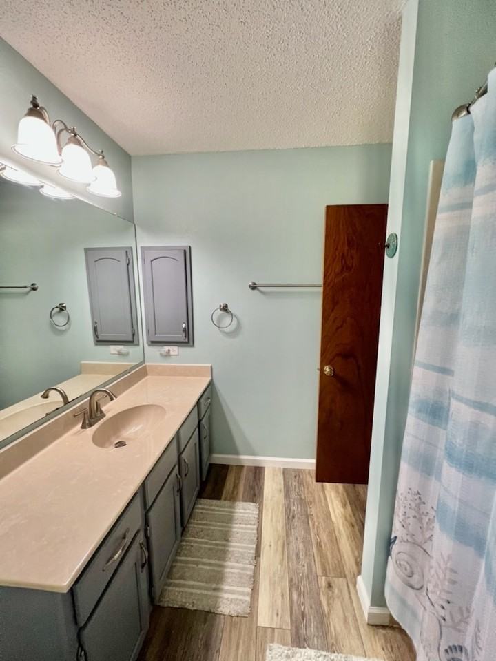 520 Springwood Way - Photo 2 of 17