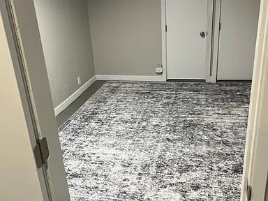 4525 5th Ave Ne #B - Photo 6 of 9